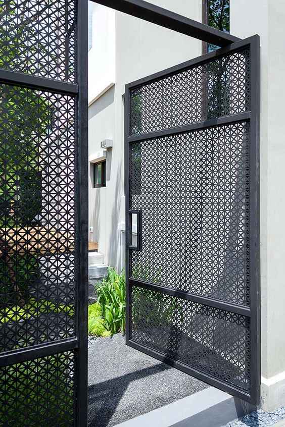 pagar wiremesh berpintu