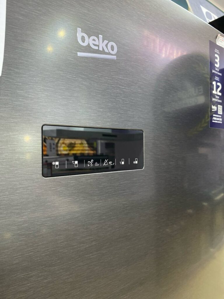 Kulkas 2 Pintu BEKO RDNT371E50VK