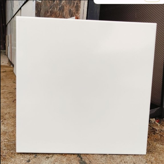 ABSOLUTE WHITE 40X40 KW1